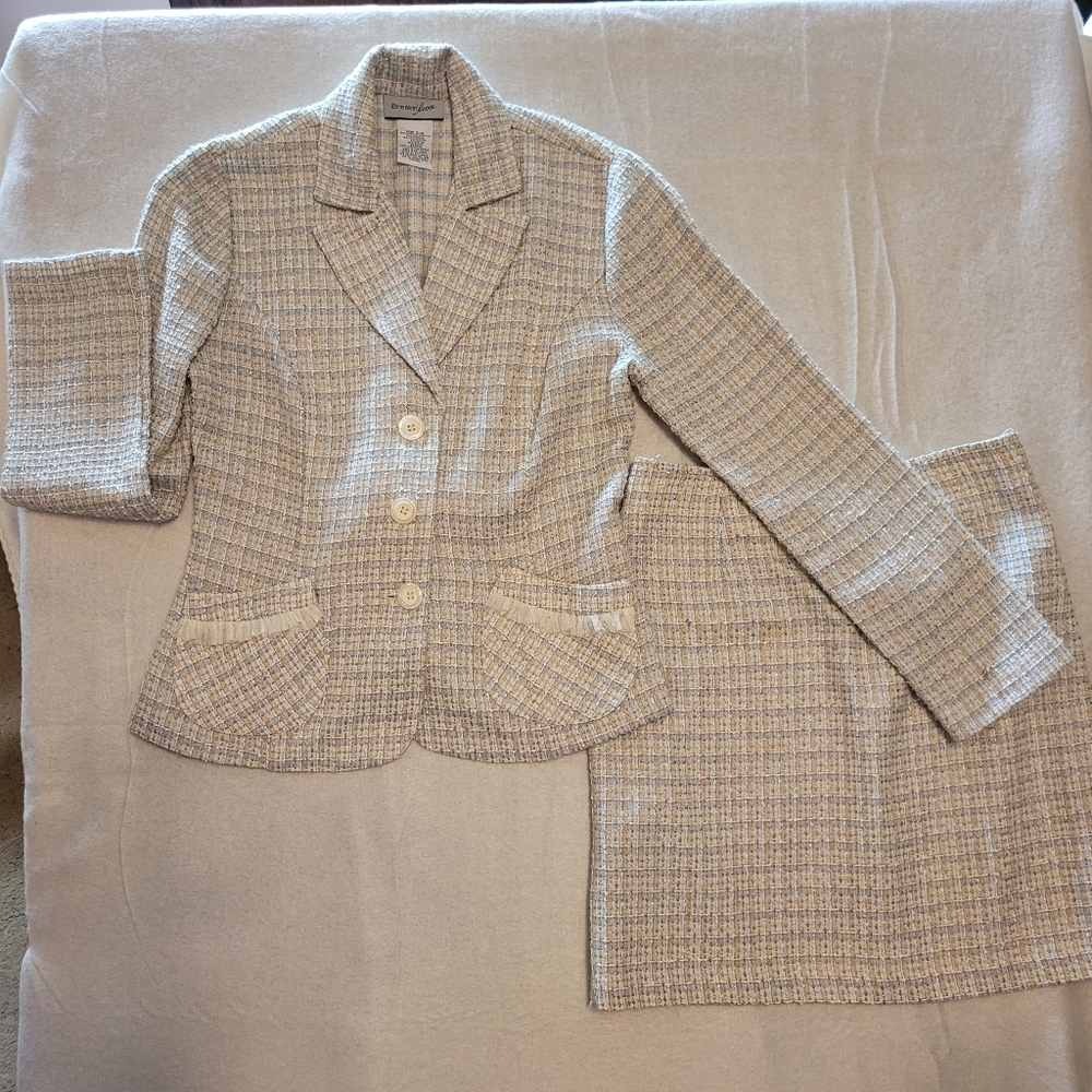Vintage Breakin' Loose 2PC Women's Boxweave Jacket & Skirt Size 5/6. *Flaw*